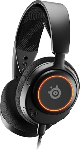 SteelSeries Arctis Nova 3 - Casque de jeu multi-système — Pilotes Haute Fidélité — Son Spatial à 360° — Lumières RVB — Coussinets d’Oreille à Mousse à Mémoire — PC, PS5, PS4, Switc
